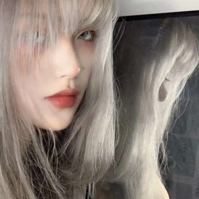 2021女生头像姐妹两张动漫图片