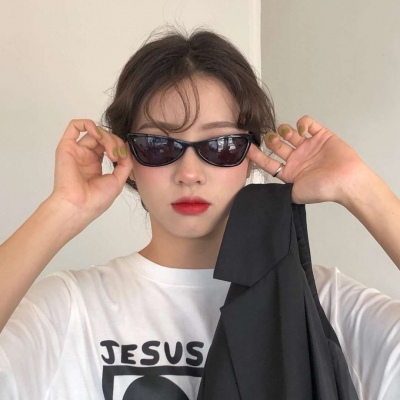 2021二次元少女生头像图片图片