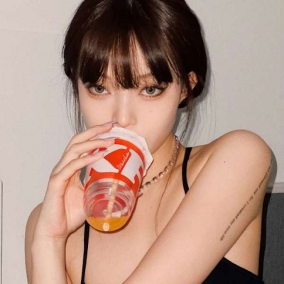 高清2021原谅系女生头像图片