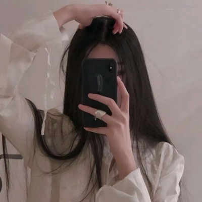 2021年口罩侧脸头像女生图片