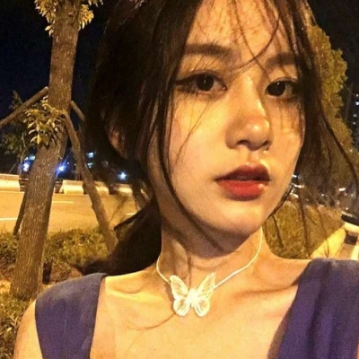 2021伤感女生流泪头像图片
