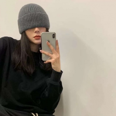 qq微笑头像女生欧美图片