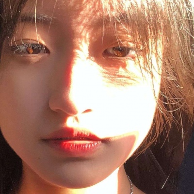 2021宝藏动漫女生头像冷艳霸气图片