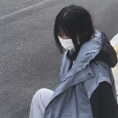 2021最潮最火qq女生头像身体部位图片