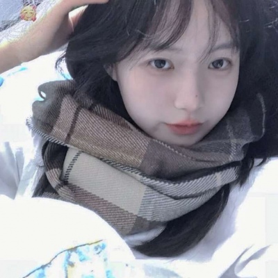 2021最潮最火qq女生头像身体部位图片
