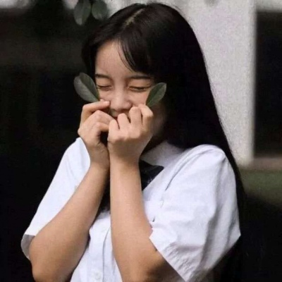 2021年最漂亮的微信头像闺蜜伤感头像黑白女生图片
