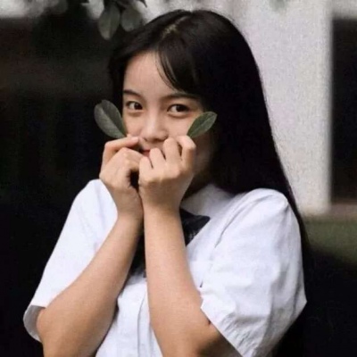 2021年最漂亮的微信头像闺蜜伤感头像黑白女生图片