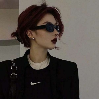 高清2021新版微信头像成熟稳重头像女生滤镜侧脸图片