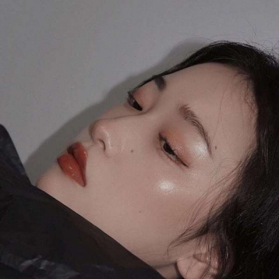 高清2021新版微信头像成熟稳重头像女生滤镜侧脸图片