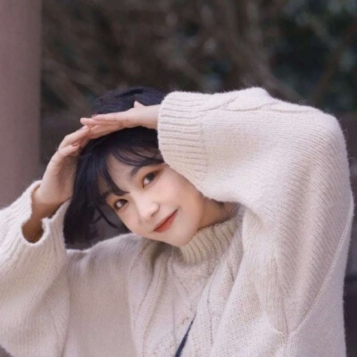2021年个性微信头像女生哭丧动漫头像图片