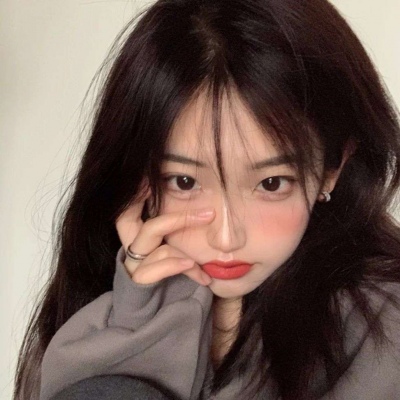 2021年好看的微信头像网红用的女生动漫头像图片
