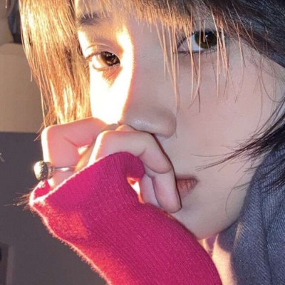 2021年好看的微信头像网红用的女生动漫头像图片