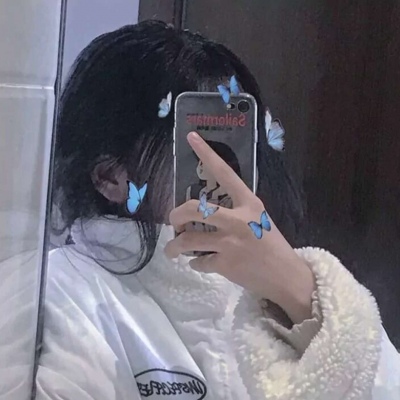 2021年个性女生扣扣露背头像女生图片