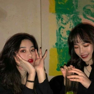高清好看的闺蜜个性网qq头像伤感女生图片