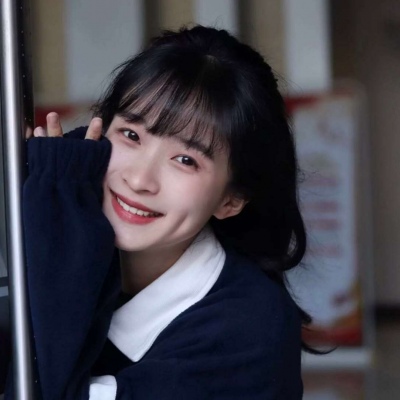 最酷的2021带蝴蝶结的女生头像背面图片
