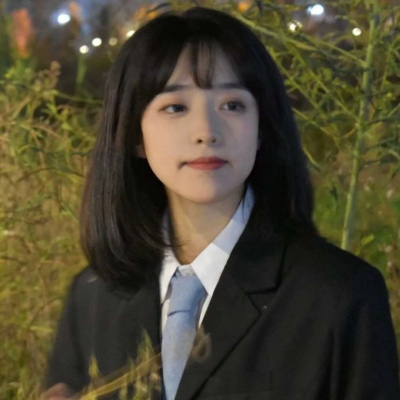 最酷的2021带蝴蝶结的女生头像背面图片