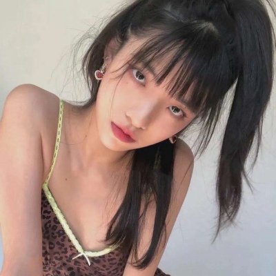 2021年qq非主流女生动漫头像带字图片