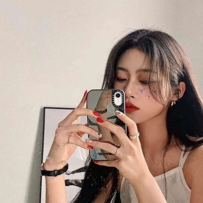 2021年qq非主流女生动漫头像带字图片