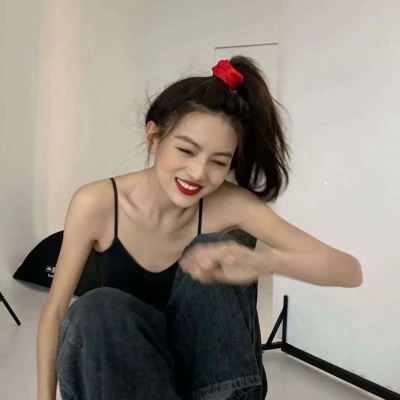 2021年QQ最新超搞怪女生头像图片
