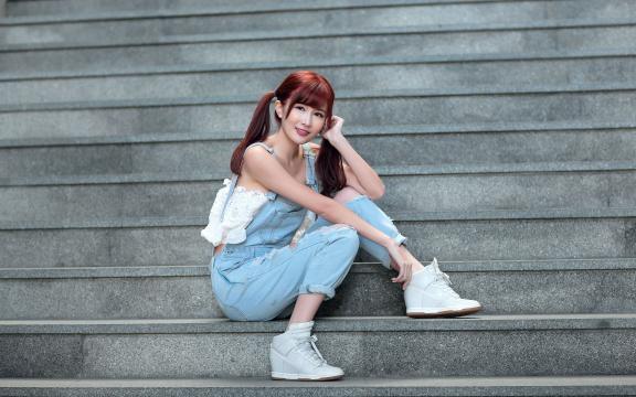 难受想哭的图片图片
