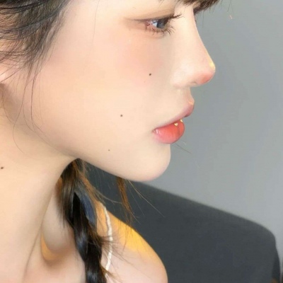 qq头像微信头像卡通短发女生头像图片大全图片