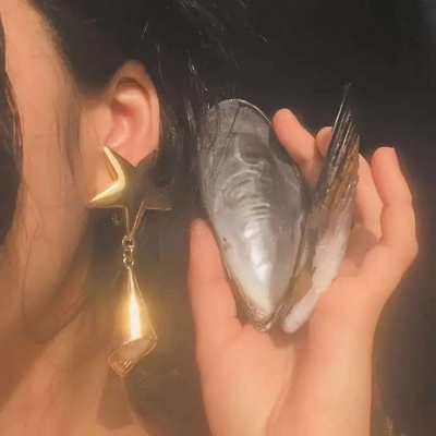 高级优质女生头像温柔干净背影图片