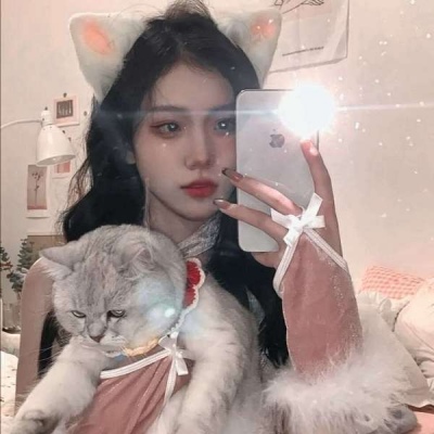纯欲系女生图片伤感唯美头像带字图片