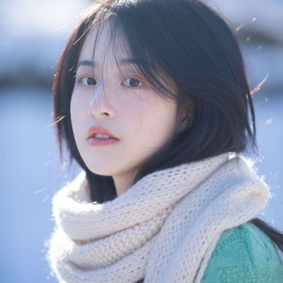 高清清新好看的冬季仙气飘飘女生头像半身图片