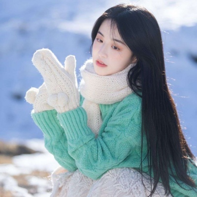 高清清新好看的冬季仙气飘飘女生头像半身图片
