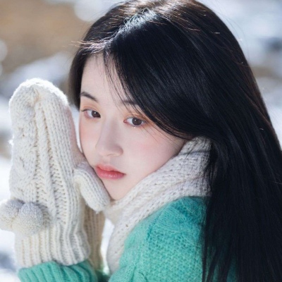 高清清新好看的冬季仙气飘飘女生头像半身图片