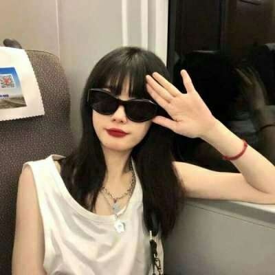 高清好看的简单真人头像动漫微信头像图片女生可爱图片