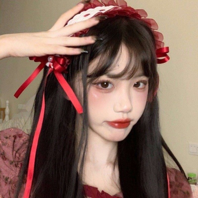 高清红色喜庆的新年真人头像霸气女生社会图片大全图片