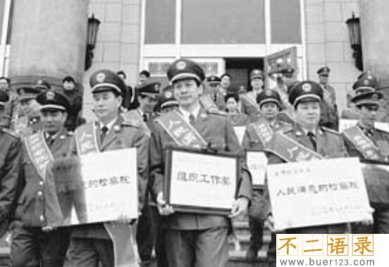 中国黑社会老大排行榜 他们的事迹和背景让人震惊图片