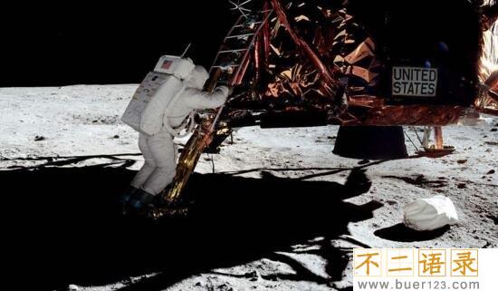 美国官方承认登月造假，美国登月骗局隐瞒50年终曝光图片
