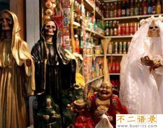 盘点全球十大惊悚地点，特鲁克泻湖横尸遍野(成死人堆)图片