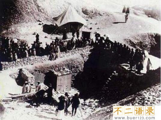 探秘十大最邪门古墓，世界十大无人敢动的古墓(诡异至极)图片