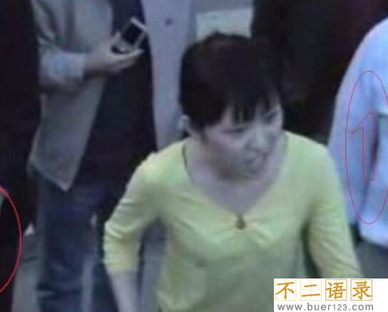 青岛女生王千源事件结局，家里被抢父母被开除生活落魄图片
