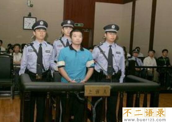 揭秘杨佳袭警案事件真相，6名警察殉职只因凶手性格偏激图片