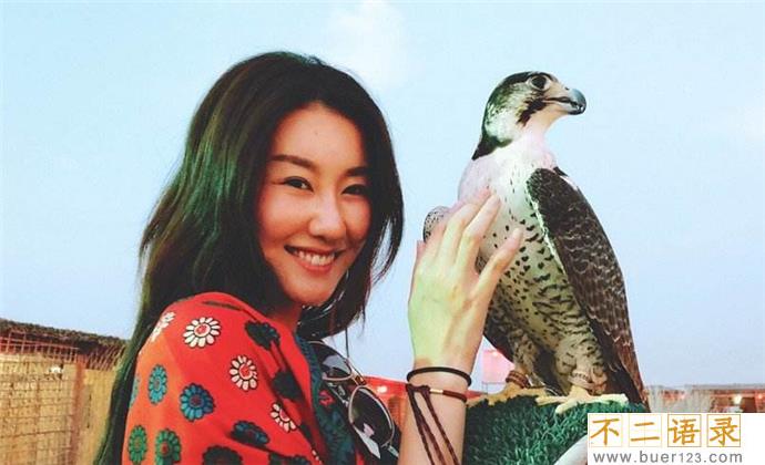 王宝强女友冯清资料 冯清年龄多大职业是做什么的图片