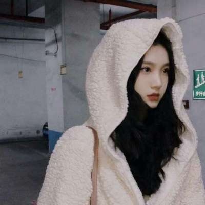 高清漂亮的阳光优质呆萌微笑头像女生图片