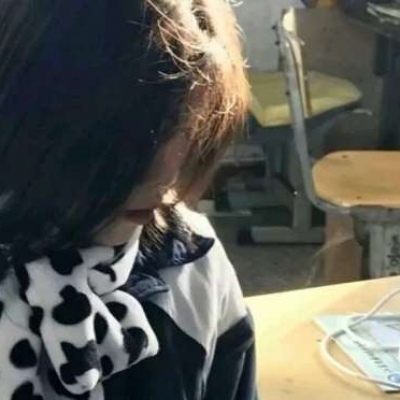 优质伤感微信动漫头像女生头像背影图片图片