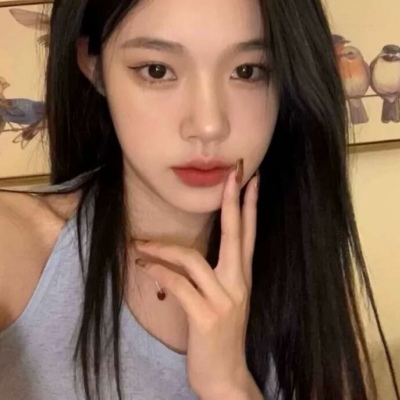 高清三人最火头像女生头像背影图片