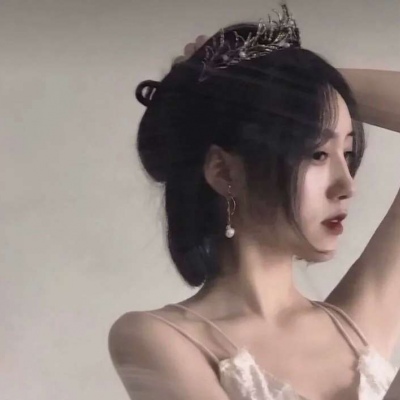 高清三人最火头像女生头像背影图片