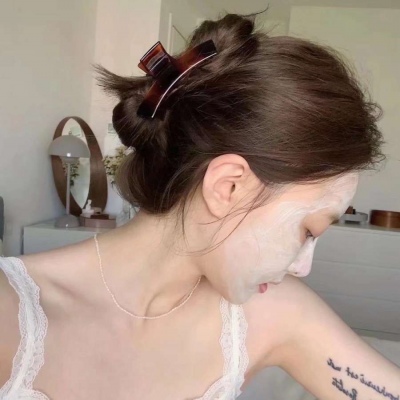 高清三人最火头像女生头像背影图片
