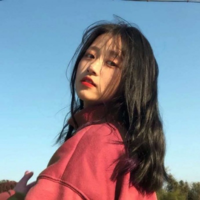 高清好看的网络优质美女图片微信头像女生性感图片