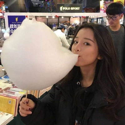高清好看的网络优质美女图片微信头像女生性感图片