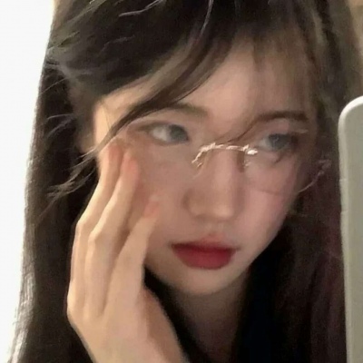 精选快手头像女生穿裙子图片