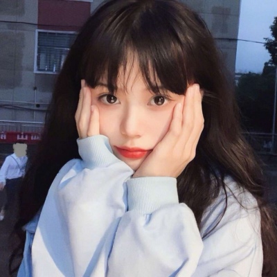 比较优质的清新白色系女生头像图片