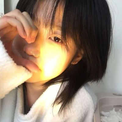 好看流行的优质诡异惊悚的情侣头像女生头像女生头像图片