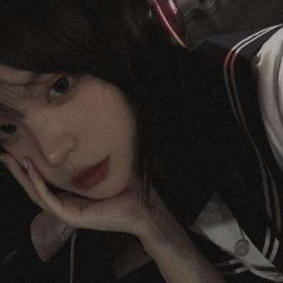 好看流行的优质诡异惊悚的情侣头像女生头像女生头像图片